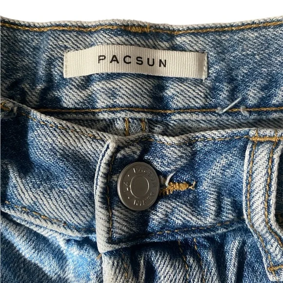 PacSun Distressed High Rise Light Blue Wash Jean Shorts - Picture 3 of 8